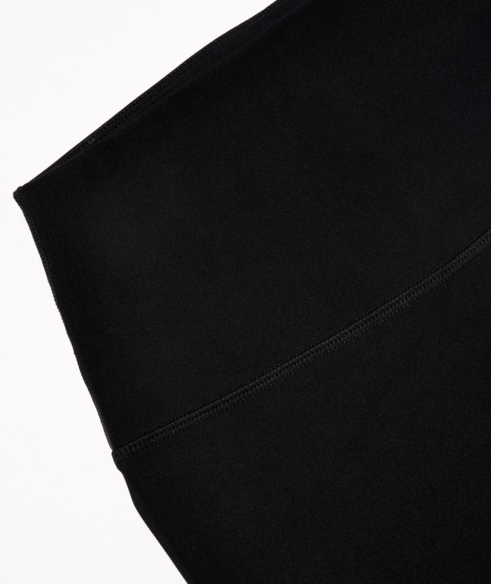 CROPPED AND LEGGINGS - BLACK